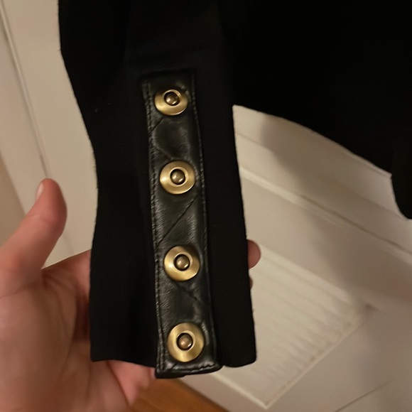 Dana Buchman Black Wool Top with Quilted Leather Accents - Picture 4 of 7